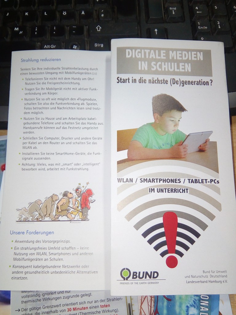 BUND-Flyer: Digitale Medien in Schulen / Start in die nächste (De)generation?